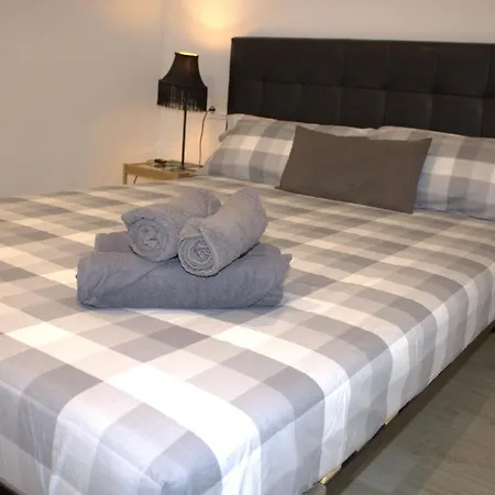 Privadas A Un Paso De Ruzafa Valencia