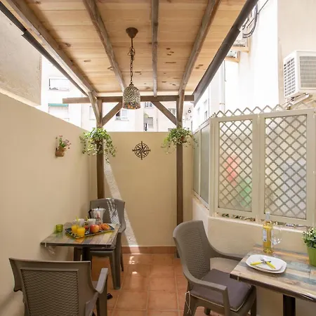 Appartamento Singularstays Clero