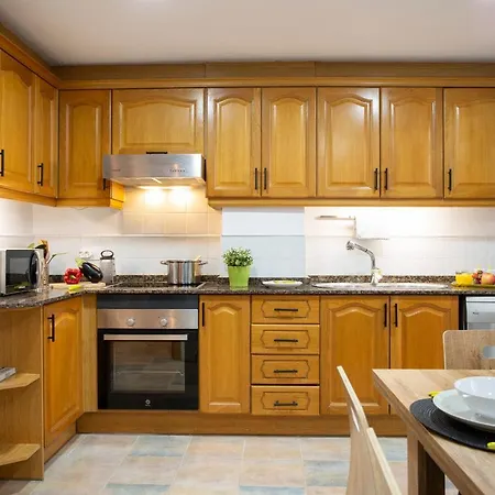 Appartamento Singularstays Clero