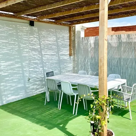 En Playa Malvarrosa Con Bano Privado -no Ac- Valencia