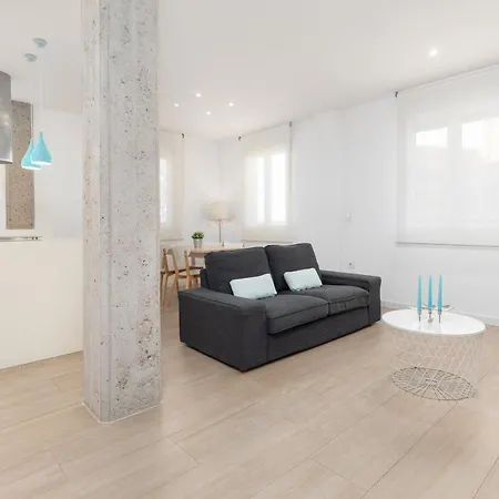 Apartment Apartup Opera *