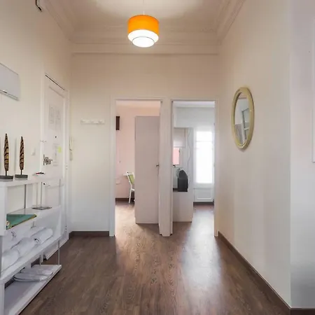 Appartement Bright In 80 Sqm With Air Conditioning