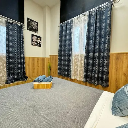 Lliri 32 Appartement *