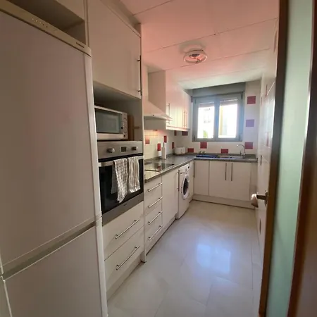 Excelente En Benimaclet * Valencia