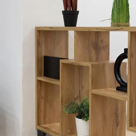 아파트 Spacious Oceanografic Flats *