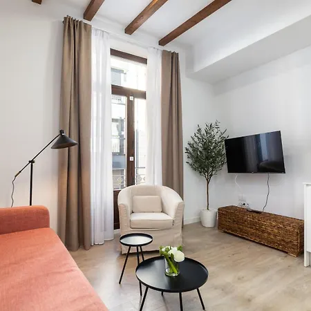 Apartmán Moontels Plaza De Vannes *