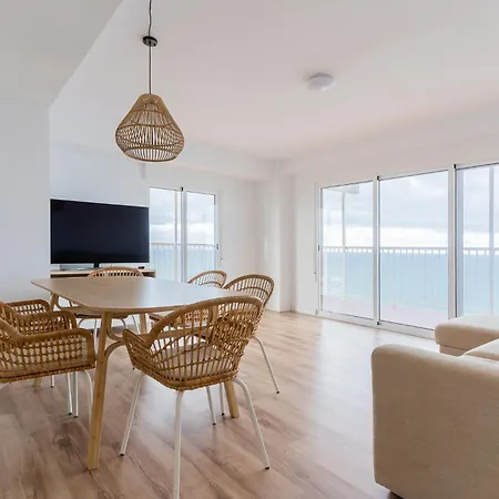 Ocean's Whisper: Les Palmeres Seaview Sanctuary Apartment Valencia