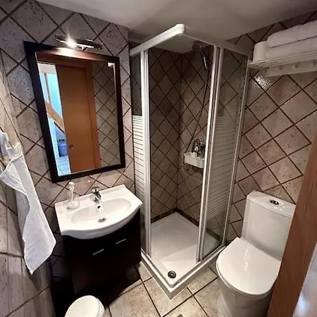 La Roca Apartment *