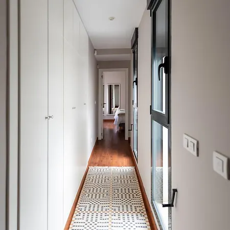 Dormforyou Ayuntamiento Apartment