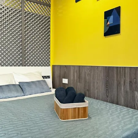 Lliri 32 Appartement *