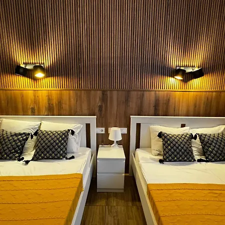 Lliri 32 Appartement *