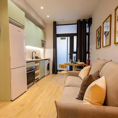 Florit Flats - The Joaquin Sorolla Station * Valencia