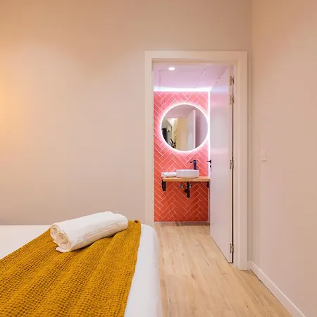 Florit Flats - The Joaquin Sorolla Station * Valencia