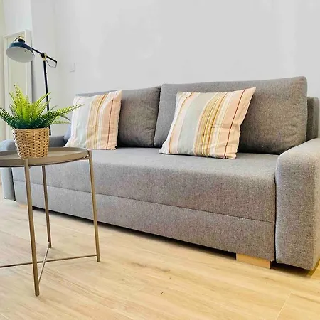 & Cozy Flat Close The Apartment *