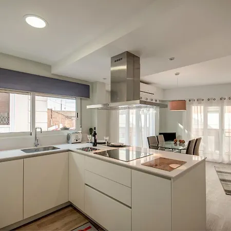 Beds & Breaks Casals דירה *