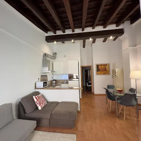 Silk Exchange - Market