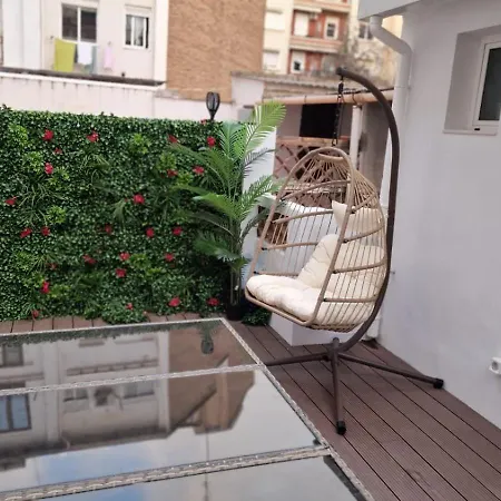 Centrica De Lujo Gv 5 Homestay szállás *