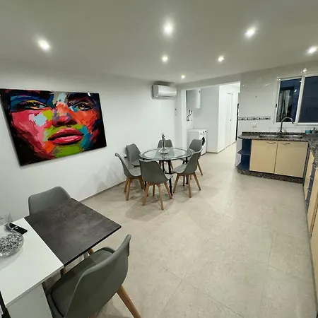 Apartman Piso Nuevo Al Lado Del Mar Valencia