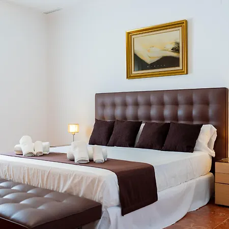 Villa Casa Con Piscina, Jardin Y Aire Acondicionado Cerca De Valencia En La Eliana-l'eliana *