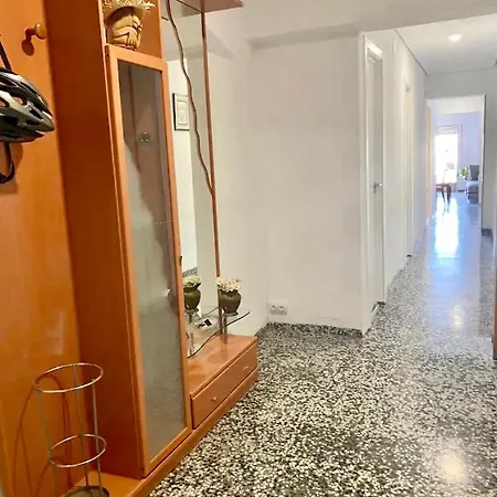 Private In Shared Workstay *