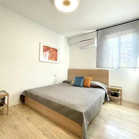 Apartamento Spacious, Sunny Flat By Of Arts & Sciences *