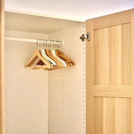 Spacious, Sunny Flat By Of Arts & Sciences Apartamento *