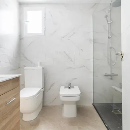 Pansiyon Private In Shared Workstay Valensiya