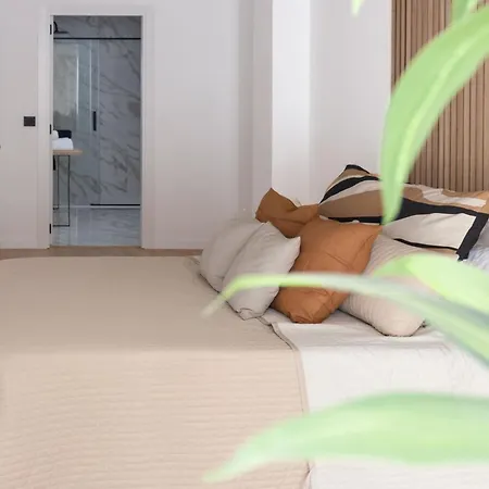 Vlc Host - Leones Apartman