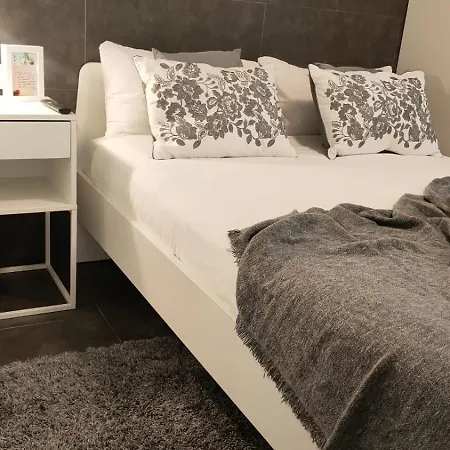 Affittacamere Small And Cozy - G10 3*