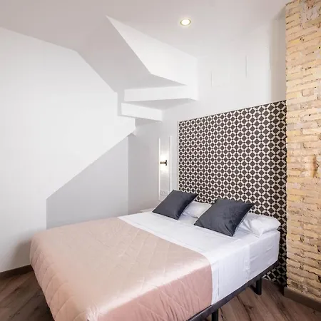 Apartment Spacious Penthouse With Massive Terrace Valencia