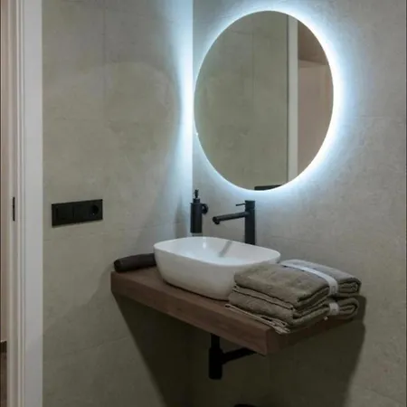 Céntrico 6 Personas Ciencias Oceanografico * Valenza