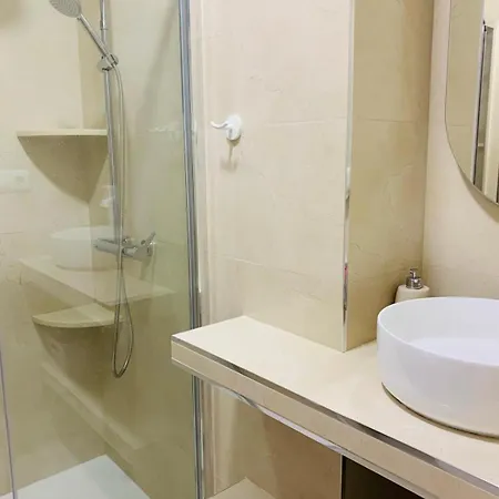 Piso Centrico Con Bonita Terraza Apartman Valencia