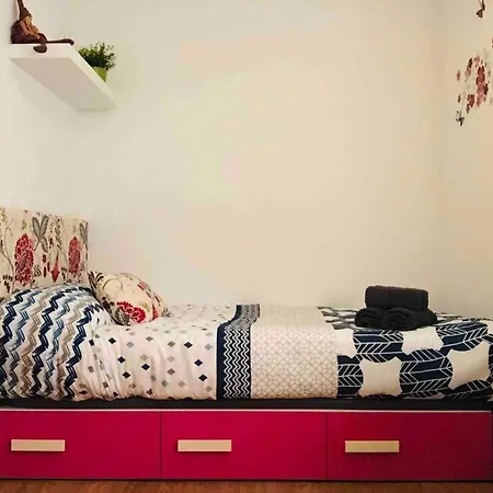 Great Close To Center * Valencia