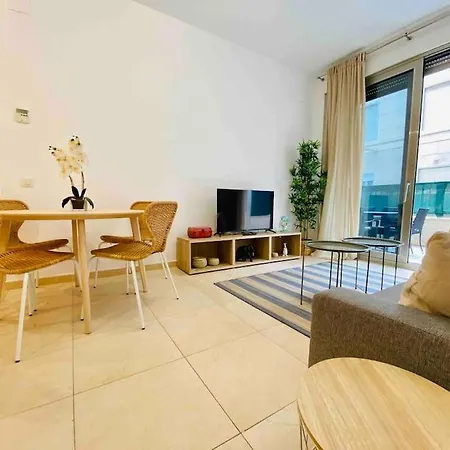 Stylish With Terrace On The Beachfrom Apartment Valencia