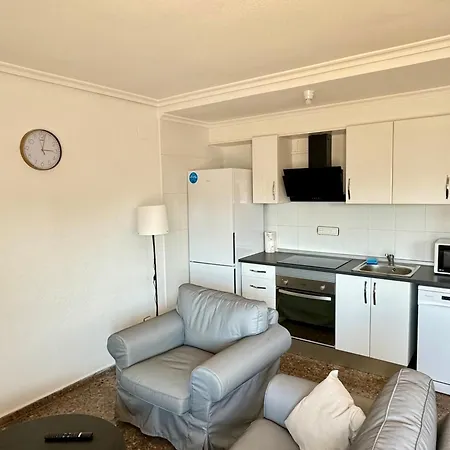 Your Long Attic In ולנסיה