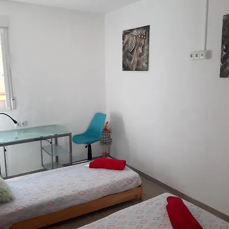 Апартаменты Precioso En Malvarrosa Playa Валенсия