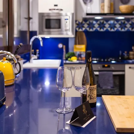 Portrait Boutique Gæstehus Valencia