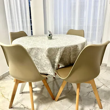 アパート Luminoso Cerca De La Playa Y Puerto *