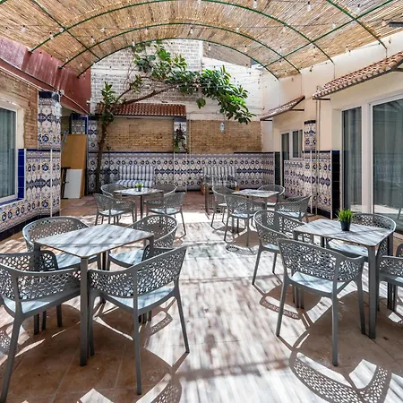Hostel Som By The Venue Valencia