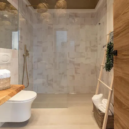 Con Piscina Y Terraza Βαλένθια