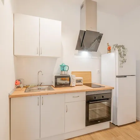 Mediterraneum Apto E *