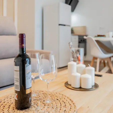 Mediterraneum F * Valence