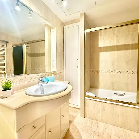 Reinapart Blue Patacona Beach Апартаменты *