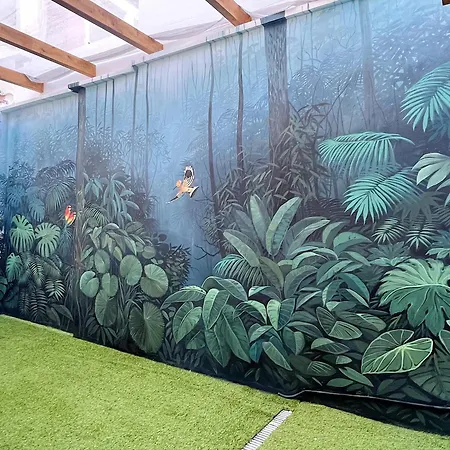 Encantador Vigas De Madera Apartament *