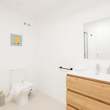 Apartment Amplio Cerca Centro Historico Y Turia 5pax 2 Bath *