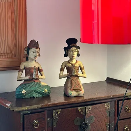 Silk Exchange - Market