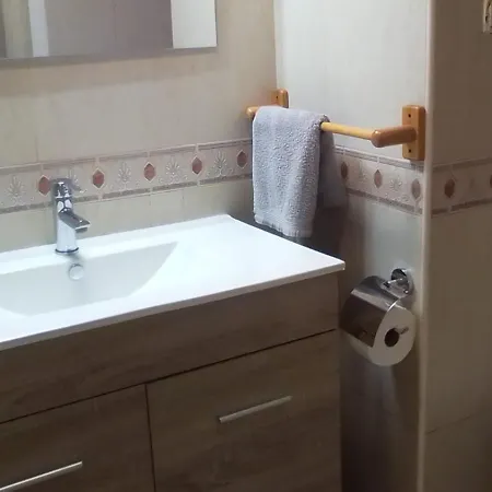 Spacious Flat In The Center Valenza