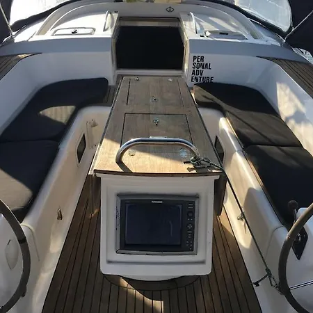 Velero Lujo, 4 Camarotes, 3 Banos, Marina
