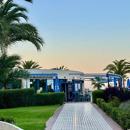 Reinapart Blue Patacona Beach * Валенсия