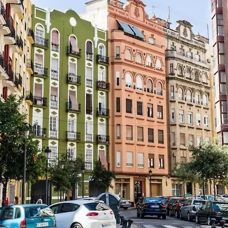 Daire Petite Penthouse With The Sunniest Terrace In Valensiya